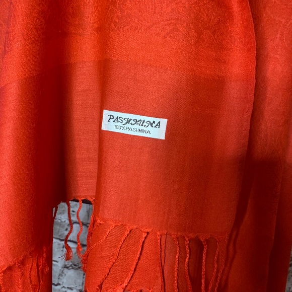 Pashmina - Picture 3 of 11